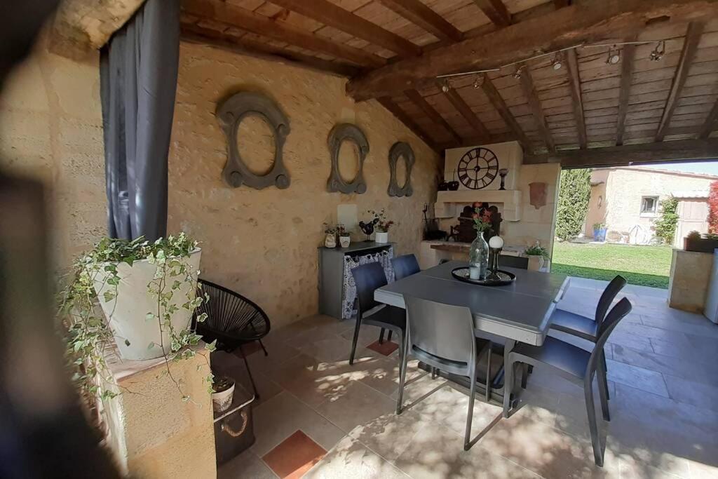 Wine Garden Villa Gardegan-et-Tourtirac Exterior foto